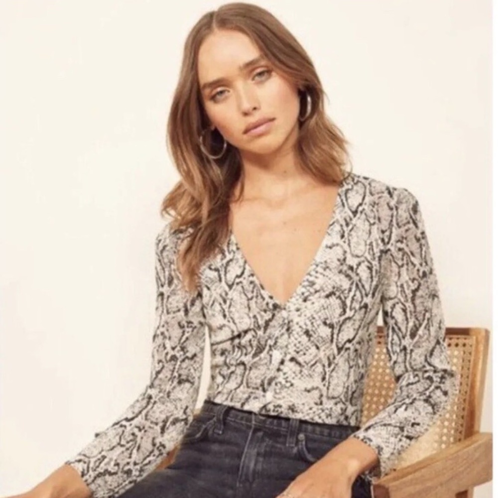 Reformation Jemma Snake Print 100% Viscose Button Front Blouse Shirt Top Sz 4